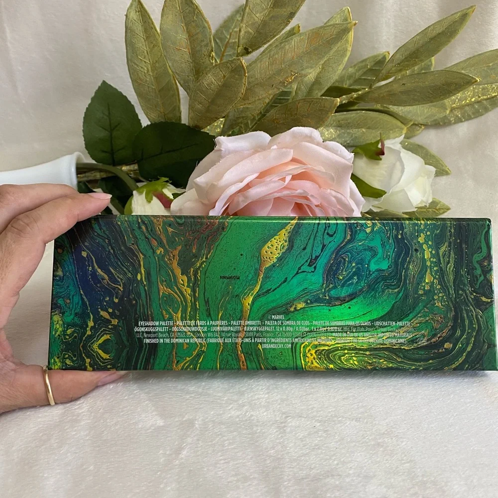 UD Urban Decay x MARVEL STUDIOS She-Hulk Eyeshadow Palette Limited Edition